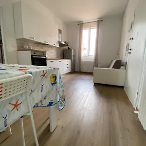  Pensión Levante Italia