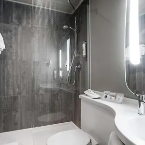Ibis Centro 3*, Milan Italy